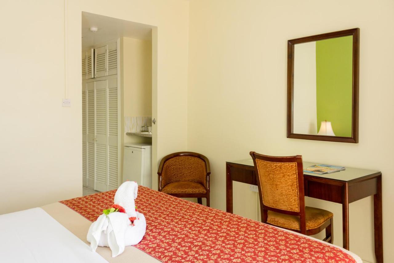 Bay Gardens Hotel Gros Islet Oda fotoğraf